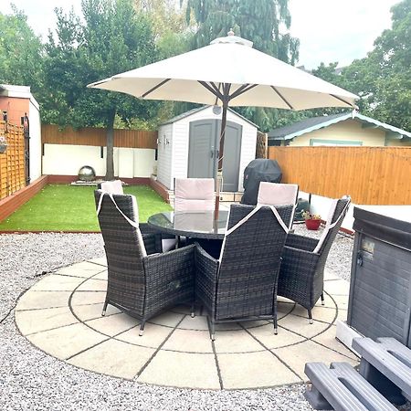 Stunning 1 Bedroom And Double Sofa Bed Near Train Station Southampton Exteriér fotografie