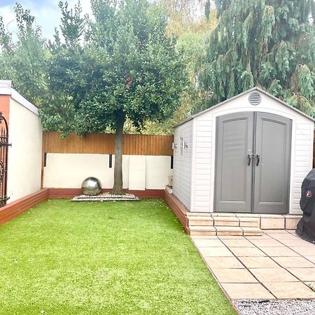 Stunning 1 Bedroom And Double Sofa Bed Near Train Station Southampton Exteriér fotografie