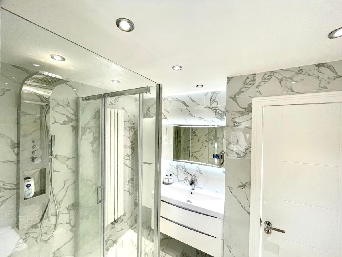 Stunning 1 Bedroom And Double Sofa Bed Near Train Station Southampton Exteriér fotografie